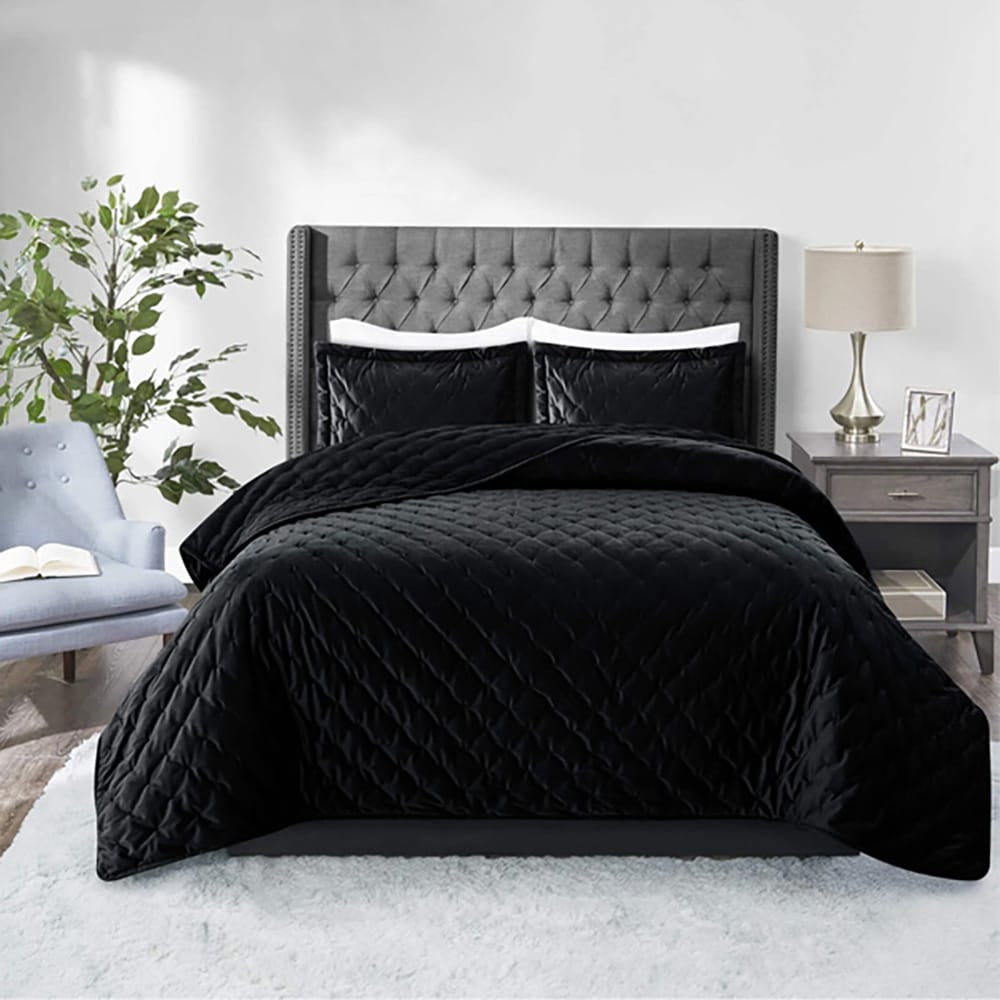 Velvet Quilted Bedspread - Black โ Bedspreads price in Pakistan