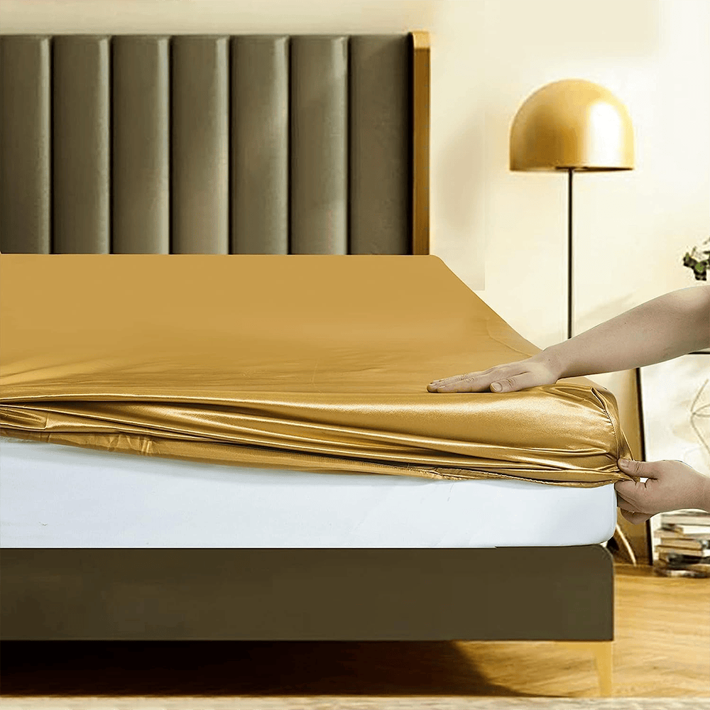Satin Silk Duvet Cover Set - Gold — view 2