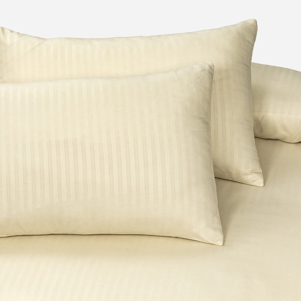 Premium Hotel Bedding Narrow Strips - Off White - Cotton Satin TC250 — view 2