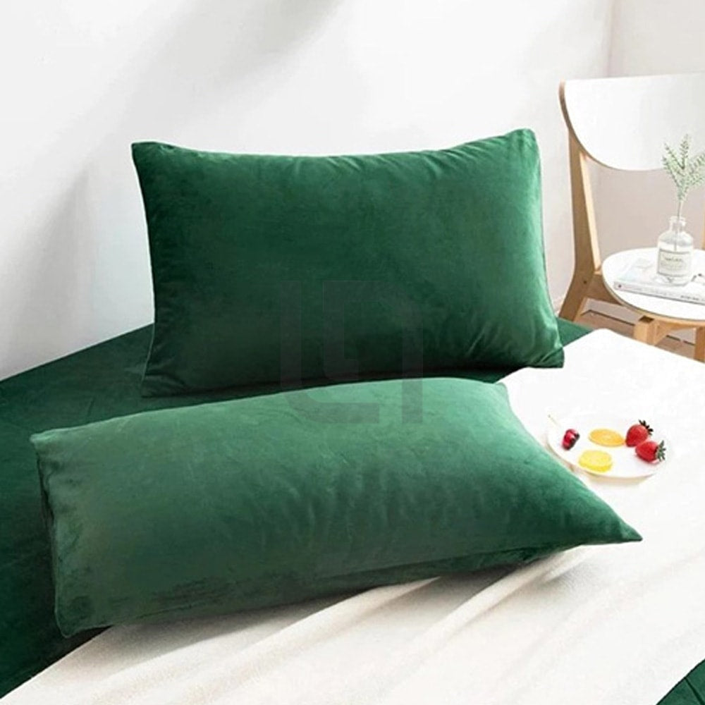 Premium Velvet Pillow Covers - Green — Pillow Covers price in Pakistan