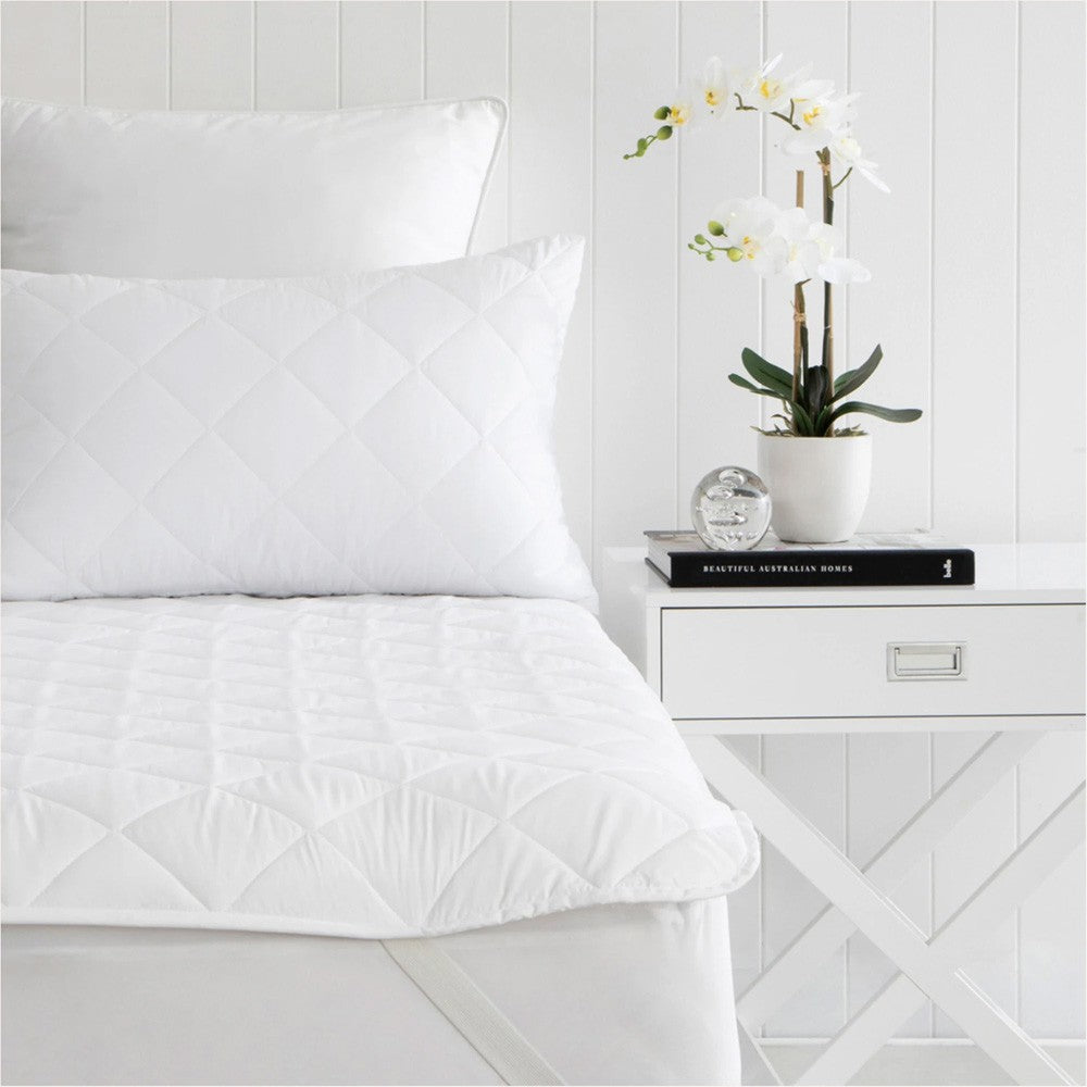 Waterproof Mattress Protector — Waterproof Mattress Cover price in Pakistan